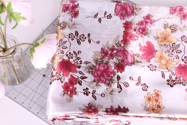 Telas charmeuse florales.