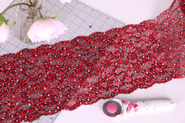 encaje elástico de leopardo rojo rosa y negro. Encaje animal print