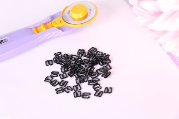 Ganchos negros 6mm para lencería. Evie la luve, Tailor made shop, Emerald Erin