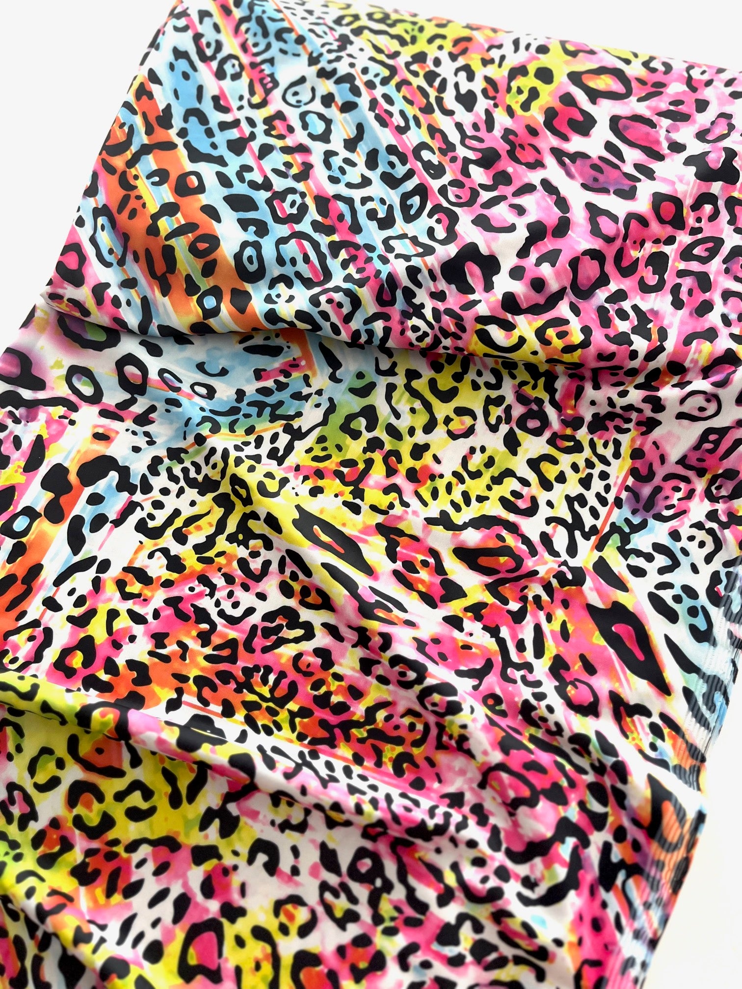 Tela de bañador animal print multicolor