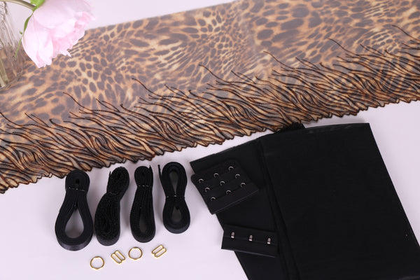 black beauty bra kit; harriet bra kit. Kit para coser sujetador con o sin aros con encaje bordado animal print.