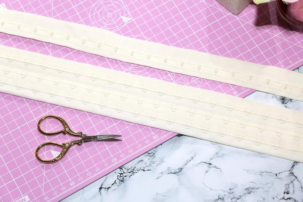 cinta de corsetería beige color carne para lencería